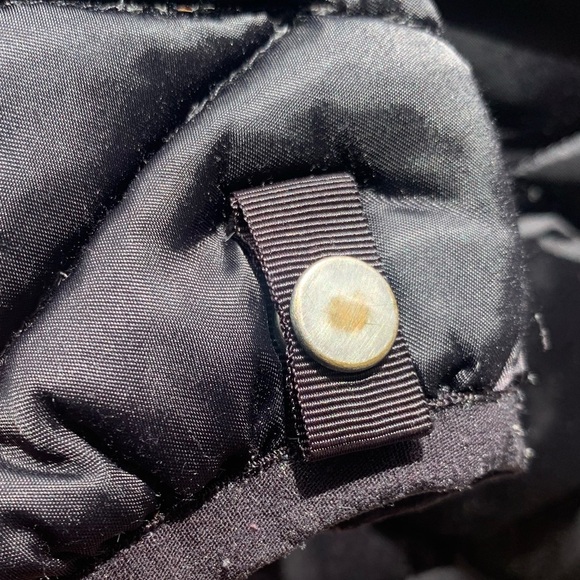 North Face Puffer Jacket - Picture 4 of 10